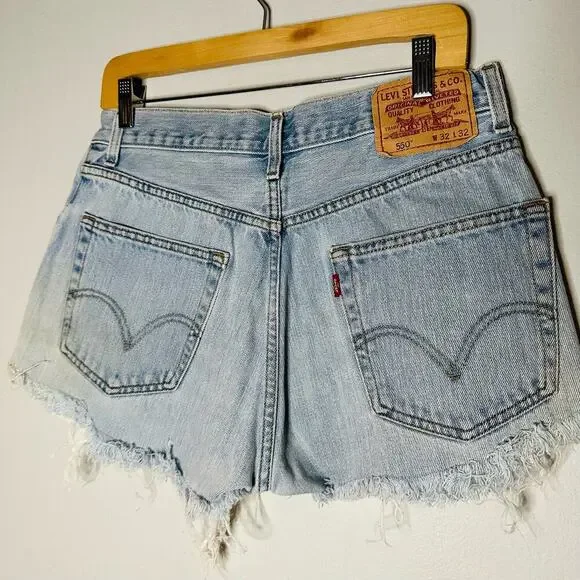 Vintage Levi's 550 Relaxed Fit Denim Custom Cut Frayed Edges Denim